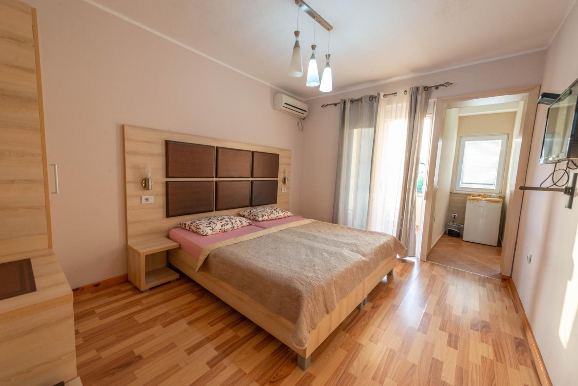 La Hacienda Hotel Ulcinj Eksteriør billede