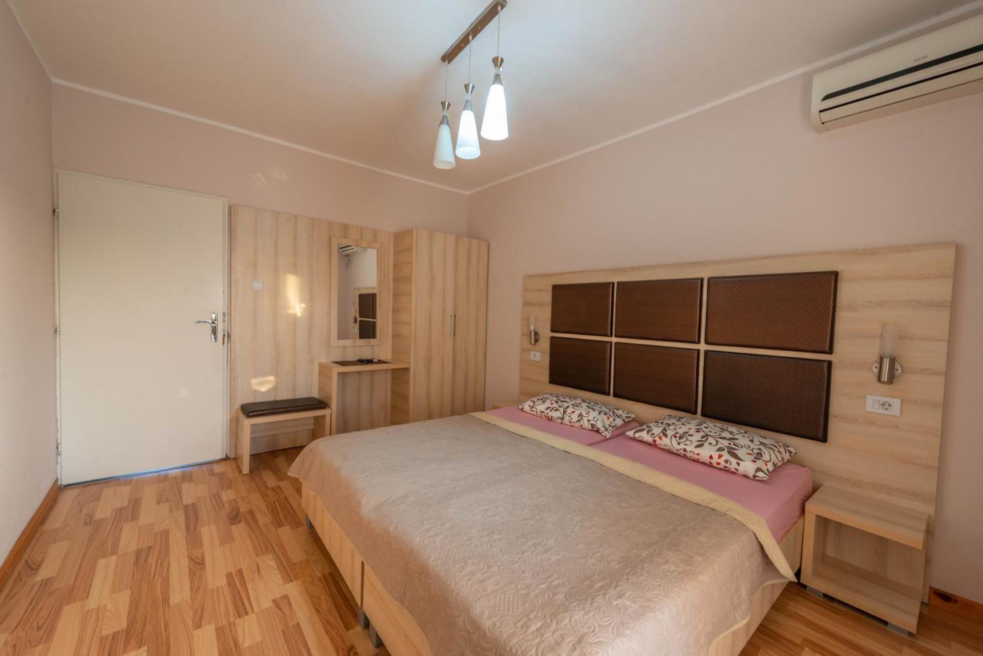 La Hacienda Hotel Ulcinj Eksteriør billede
