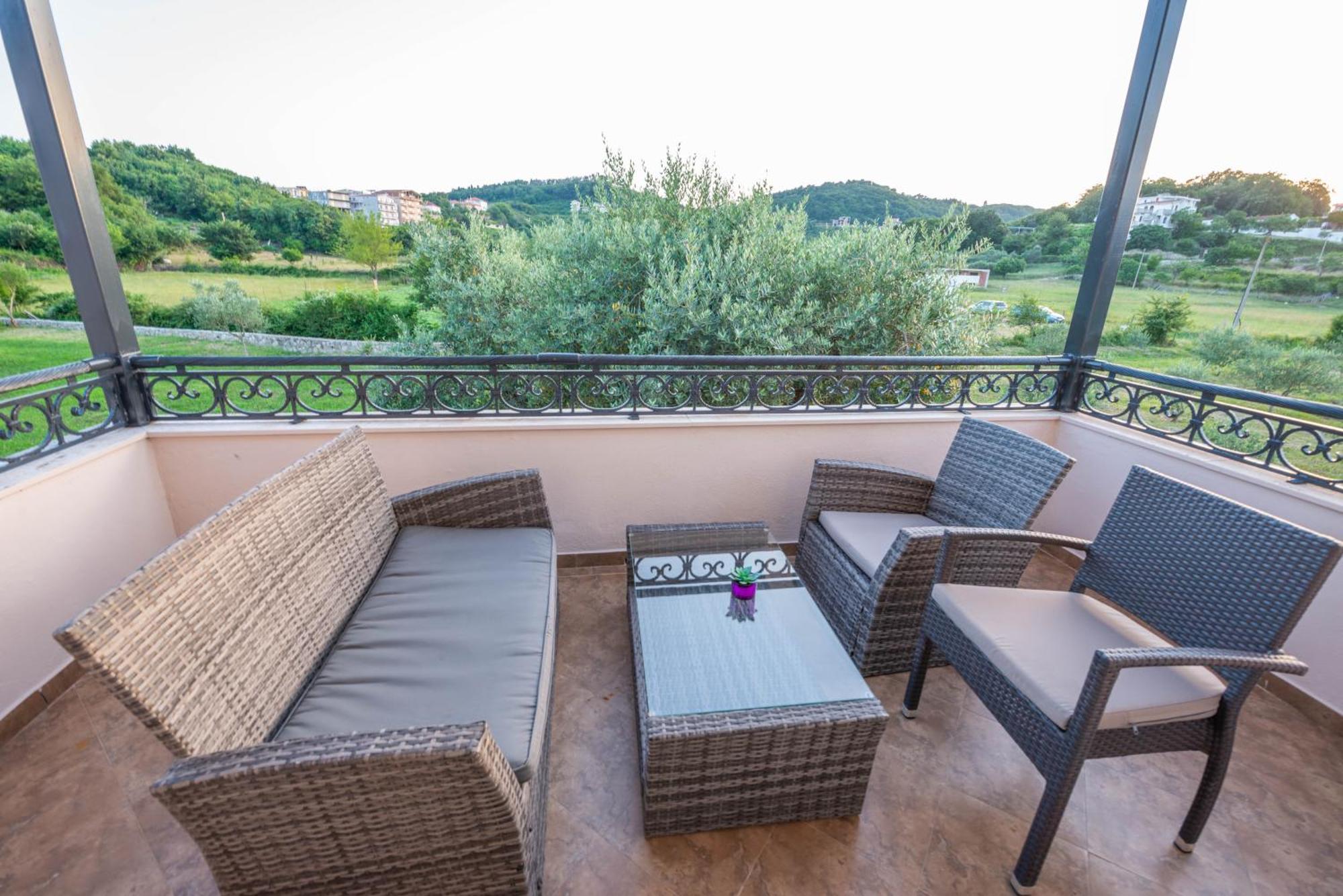 La Hacienda Hotel Ulcinj Eksteriør billede